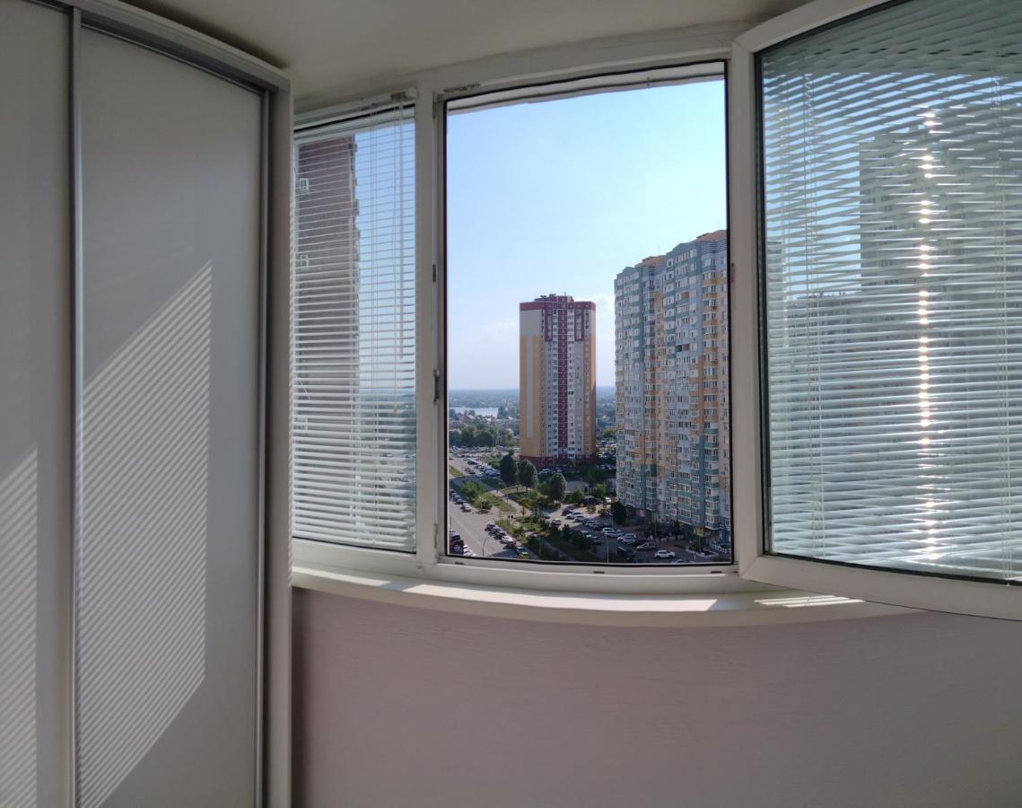 Осокорки Русовой 3 Apartman Kijev Kültér fotó