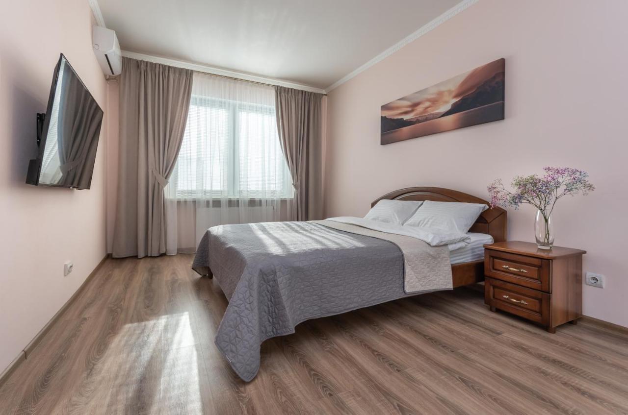 Осокорки Русовой 3 Apartman Kijev Kültér fotó